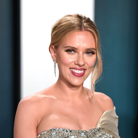 Scarlett Johansson: The Ideal Makeup Guide We Always Wanted To Have - 1