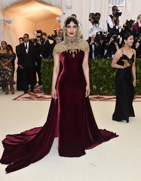 Attractive Bollywood Divas To Slay In Met Gala: See Pics - 0