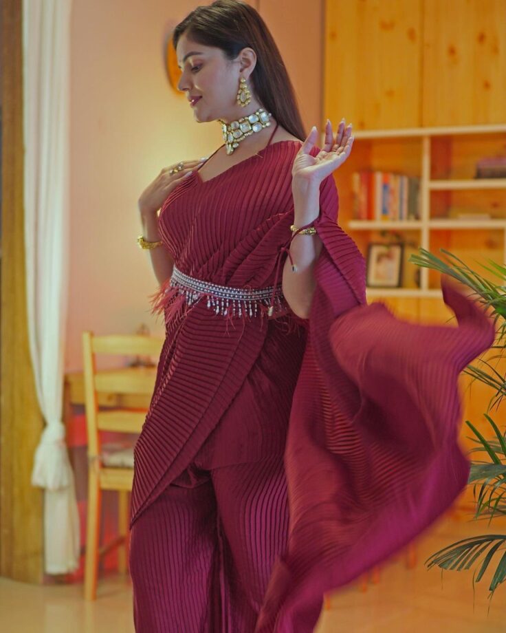 Design For Saree Blouse Inspired By Rubina Dilaik - 0