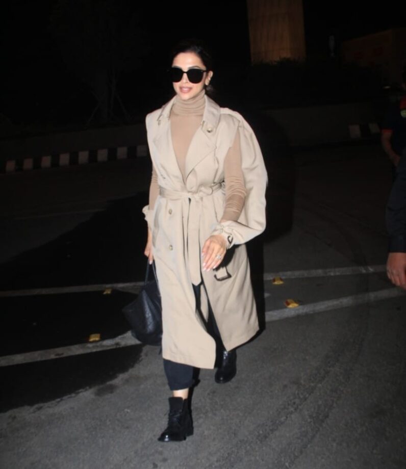 Style Your Winter Look Celeb Style With Deepika Padukone: Check Out - 3