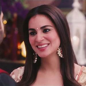 Did You Know: ‘Kundali Bhagya’ fame Shraddha Arya First Appeared In Tamil Film ‘Kalvanin Kaadhali’? - 6