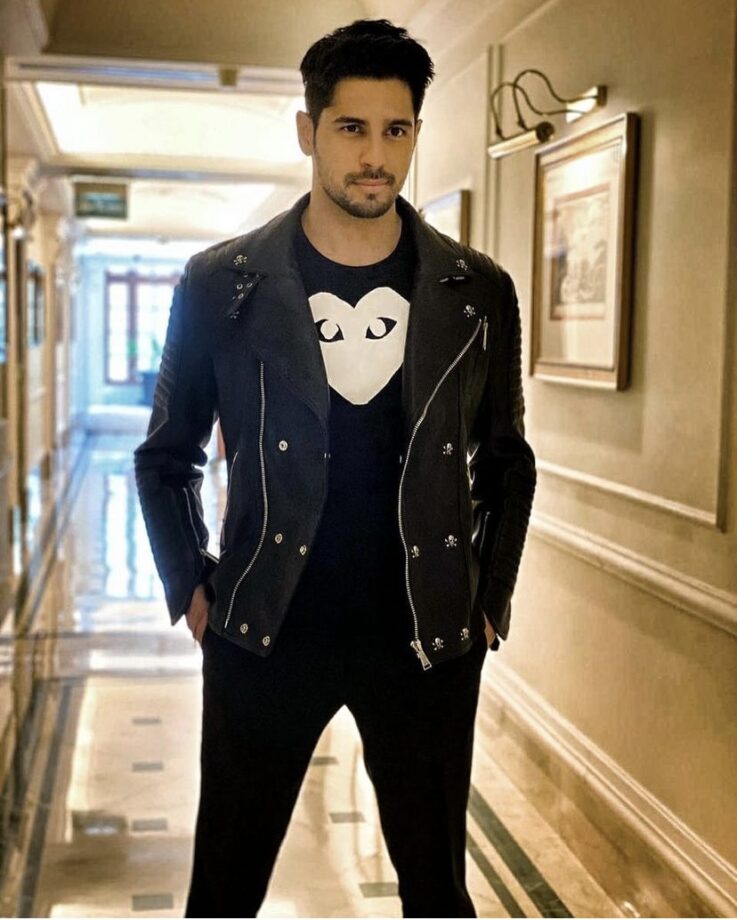 Times Siddharth Malhotra Showed Ways To Ace In Leather Jacket - 0