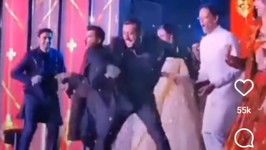 Watch: Salman Khan, Shilpa Shetty and Anil Kapoor groove to the beats of 'Jumme Ki Raat' at Praful Patel's son's wedding, video goes viral 523181