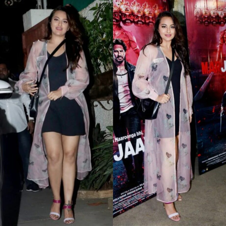 When In Doubt, Pick A Dress! Casual Dress Inspiration Coming From Sonakshi Sinha For Your Weekend OOTD - 1