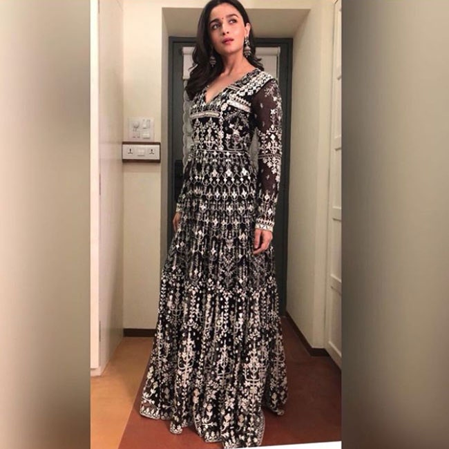 Would You Pick Black Ethnic Outfits Of Alia Bhatt For A Traditional Celebration? - 3