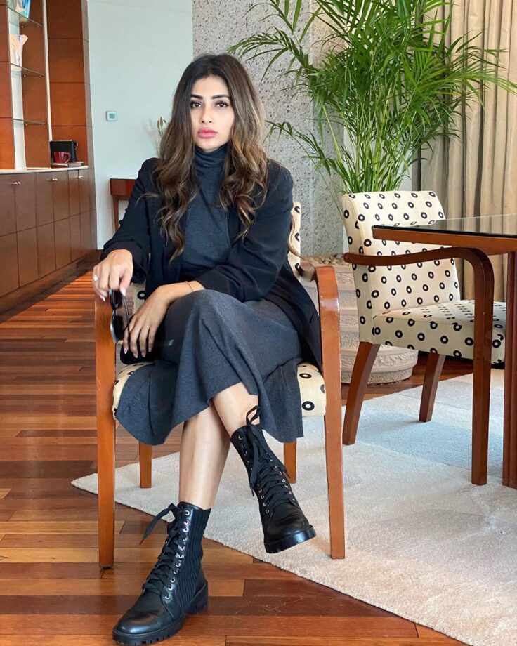 5 Pictures Of Mouni Roy That Prove She Is A Queen Of Western Outfits: Yay/Nay? - 4