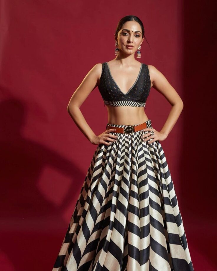 5 Times Kiara Advani’s Movie Promoting Costumes Offered Us Big Style Inspiration - 3