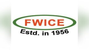 FWICE approaches Labour Commissioner Sudhir Jadhav to discuss issues faced by cine workers