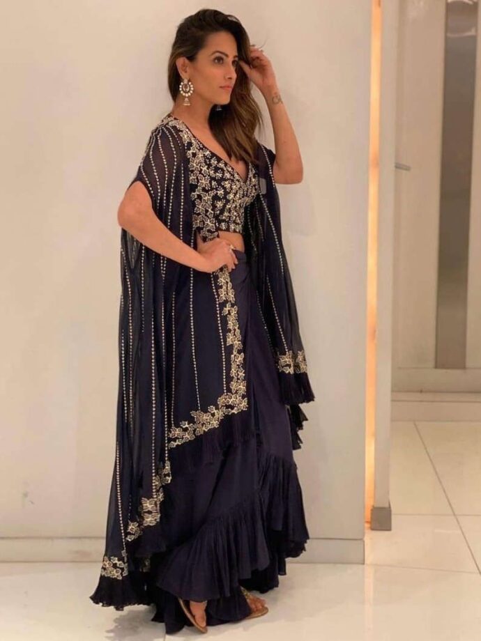 Anita Hassanandani and her stunning looks in ethnic wear, check out - 2