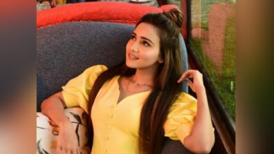 Ashi Singh Sports Trending Blogger Staple With The Most Casual Outfit