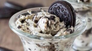 Let’s learn how to make an Oreo ice cream! Click asap for the recipe