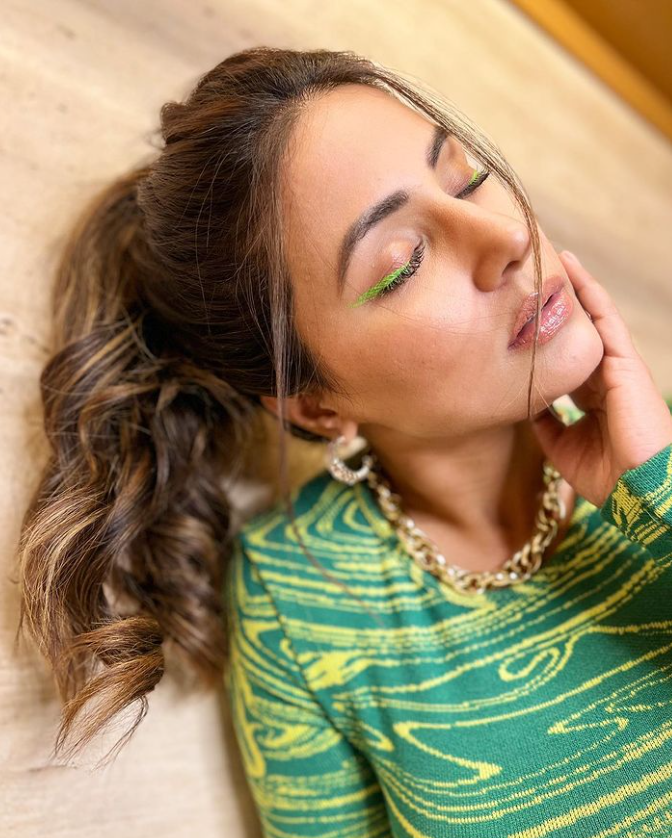 Beauty! Hina Khan Looks Absolutely Stunning In Lovely Body-Hugging Dress, Yay/Nay? - 0