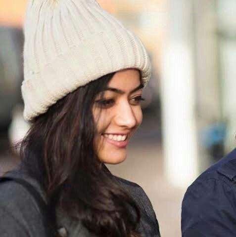 Bookmark Rashmika Mandanna’s Breezy Fashion To Slay In Winter Season - 0