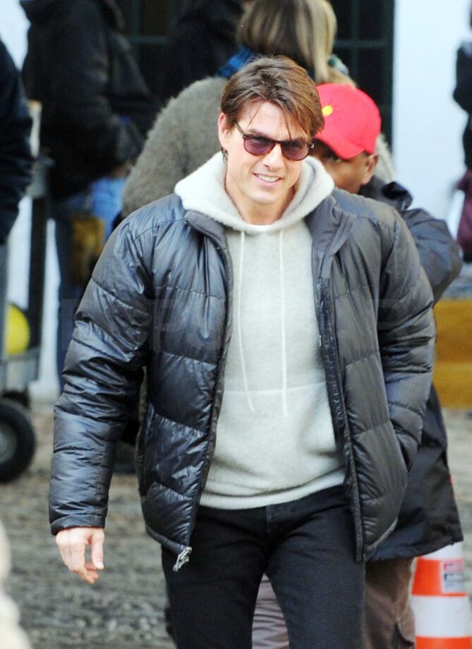 Brad Pitt To Tom Cruise: Stare And Their Off Duty Wardrobe Is Too Cool To Handle - 5