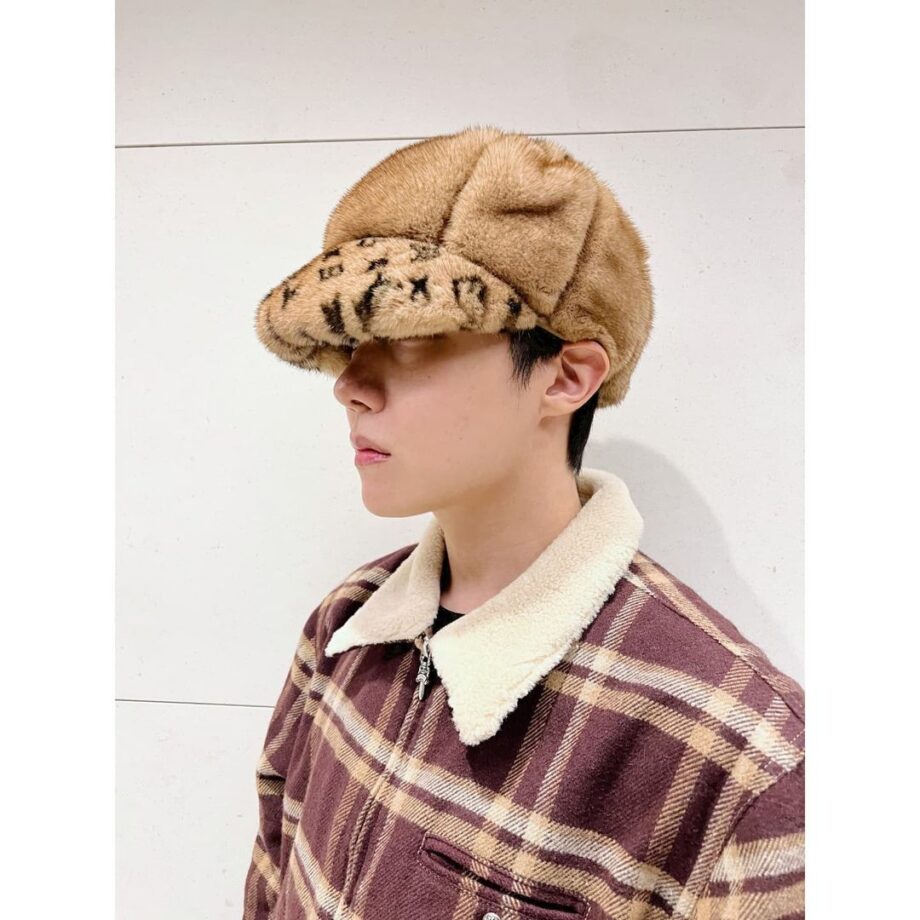 BTS J-Hope Proves He Has Expensive Taste In Fashion, Styles Rs 2 Lakh Flannel! - 1