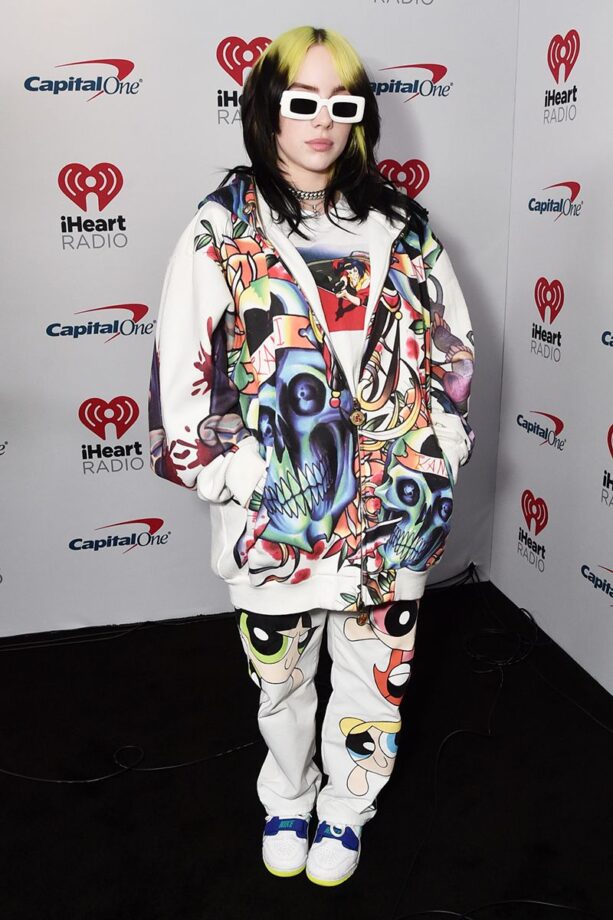 Comfort Over Style? Nah! Comfort With Style Inspired 10 Billie Eilish Outfits - 5