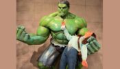 Couple Goals: Hansika Motwani gets romantic with Hulk, shares cosy photo from his arms