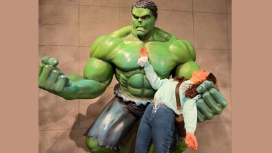 Couple Goals: Hansika Motwani gets romantic with Hulk, shares cosy photo from his arms