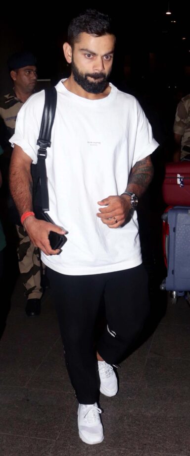 Wanna Look Attractive In A Simple White Shirt? Take Cues From Virat Kohli - 3