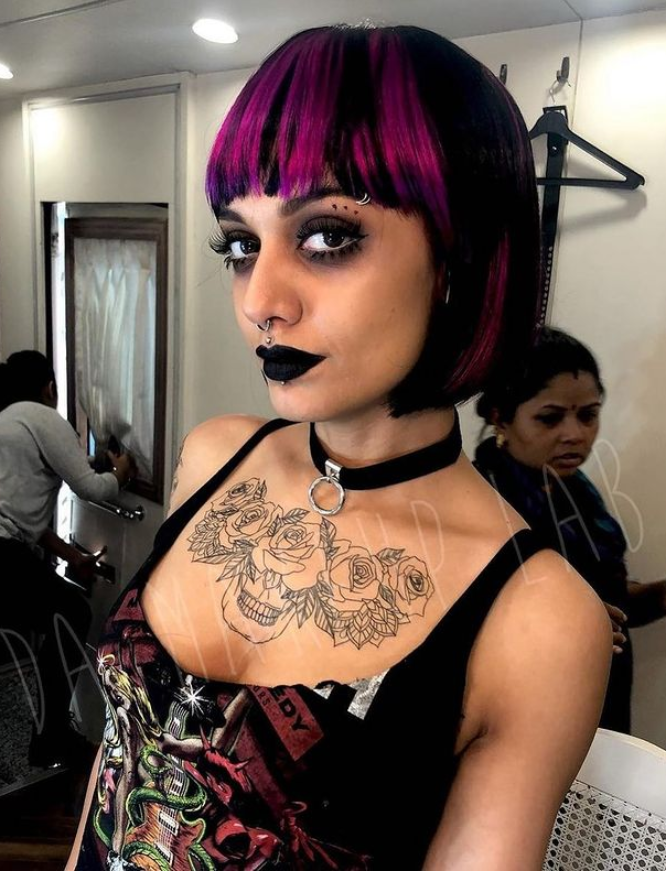 Divya Agarwal Rocks A Black Grunge Look With Black Lips, A Short Lilac Black Highlighted Hairstyle, And A Smoky Eye - 1