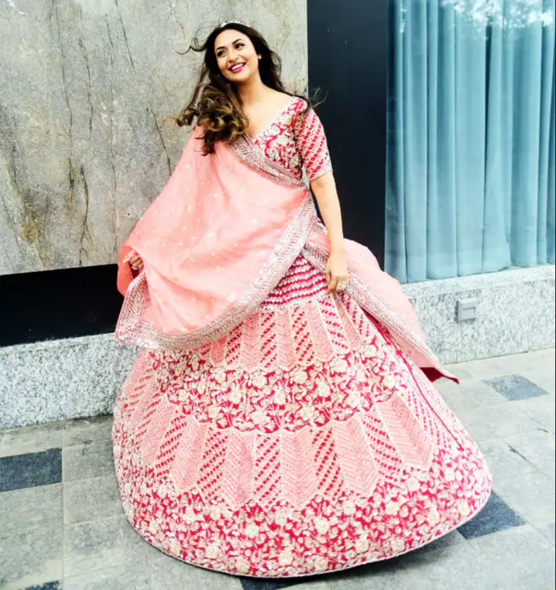 Divyanka Tripathi Is Looking Like A Princess In Embellished Lehenga, See Pictures - 1