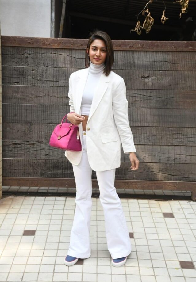 Erica Fernandes Slays In White Formal Outfit & Gets Spotted Outside A Dubbing Studio - 1