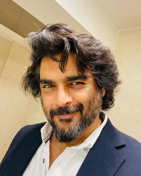 Handsome Hunk! 5 Photos Of R Madhavan Aka Maddy That Prove His Selfie Game Is On Point - 0