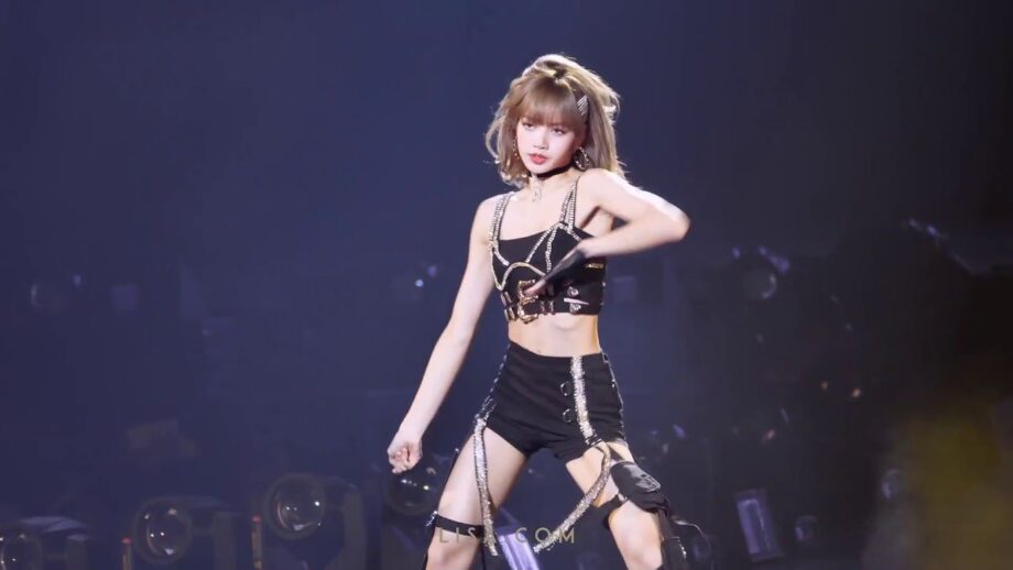 Hottie Alert: Lisa from BLACKPINK Wears Low-Key Looks to Love in Lockdown - 3