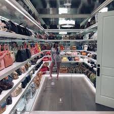 Inside Celebrity Walk In Closet! From Kylie Jenner To Chris Hemsworth - 3