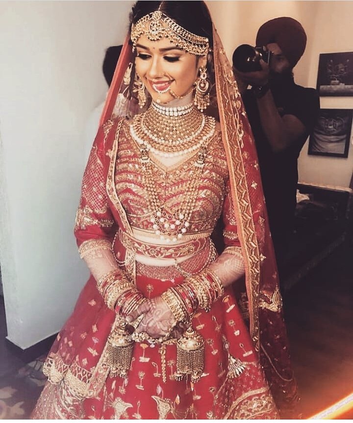 Jannat Zubair Rahmani Looks Alluring In Bridal Outfits - 1