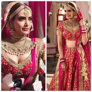 Karishma Tanna Looks Steaming Hot Wedding Guest Look In Golden Lehenga - 4
