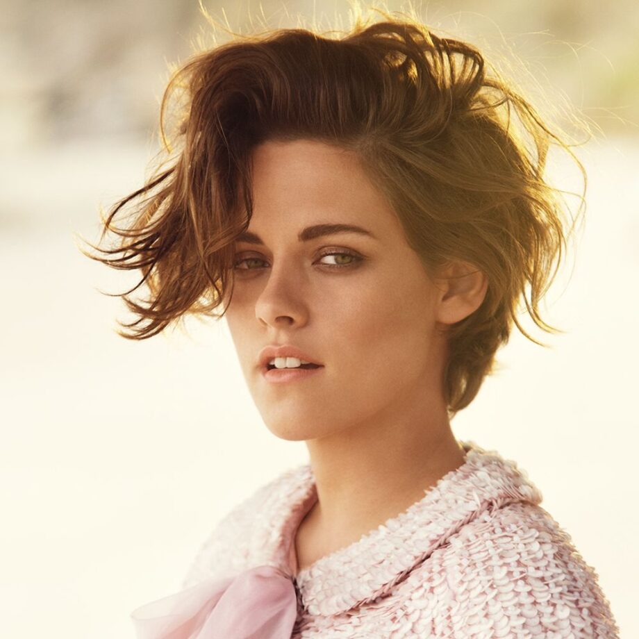 Know More About Kristen Stewart’s Beauty Regime - 0