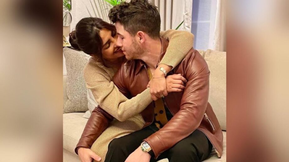 Nick Jonas Is Head Over Heels For Priyanka Chopra; We Have Five Reasons To Back This Up - 1