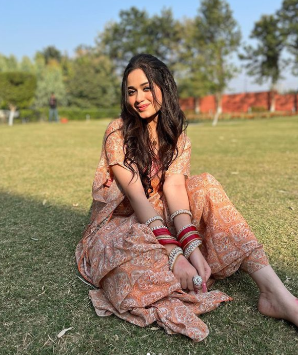 Right From Makeup Routine To Her Instagram Videos: Jannat Zubair’s Instagram Handle Is Too Pretty To Handle - 5