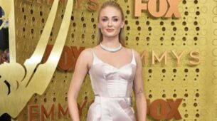Easy Yet Stylish Hairstyles Of Sophie Turner That You Can Recreate, Take Cues