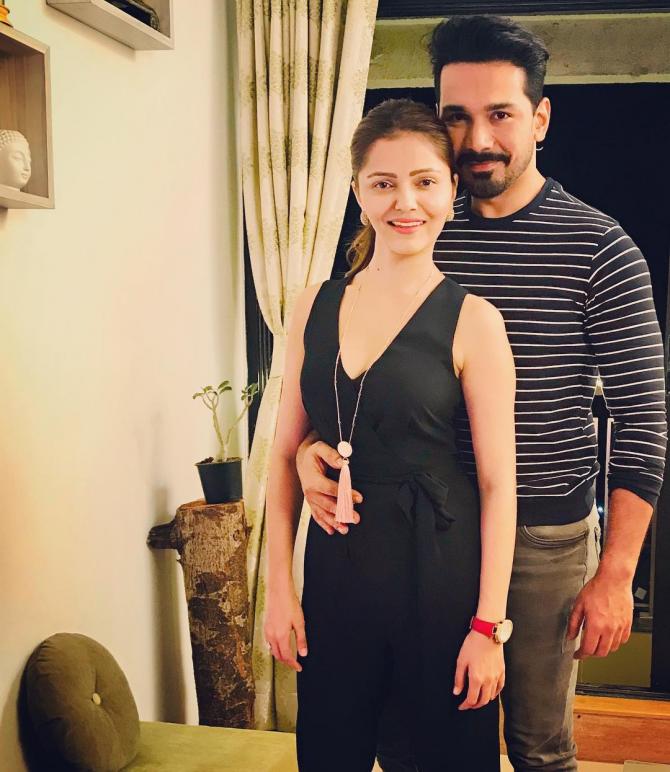 The stylish duo: Rubina Dilaik & Hubby Abhinav Shukla’s color-coordinated fashion styles - 2