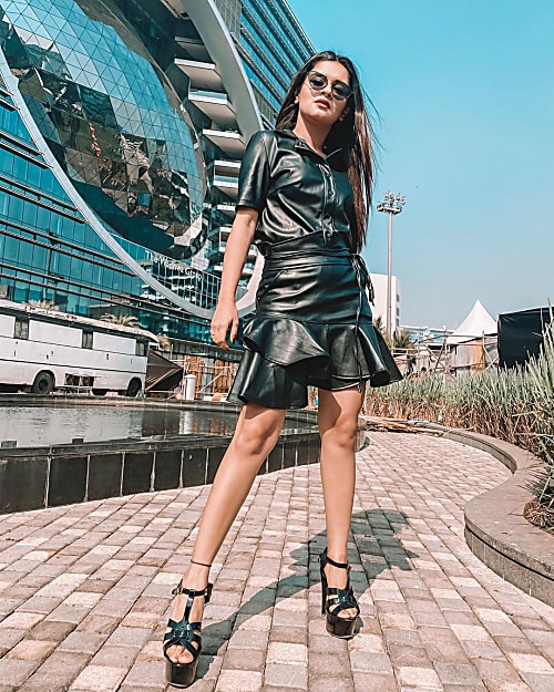 The Ultimate Guide To Sway In Leather Couturiers By Avneet Kaur, Take Cues - 2