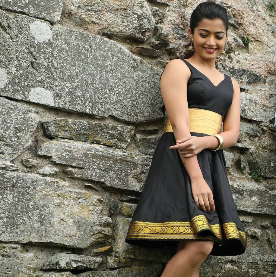 Top 8 Desi Looks of Rashmika Mandanna - 2