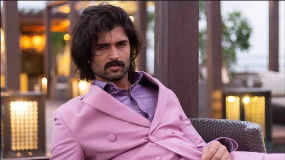 Vijay Deverakonda's Impeccable Fashion-Sense Setting Pink Suit Trend 548111