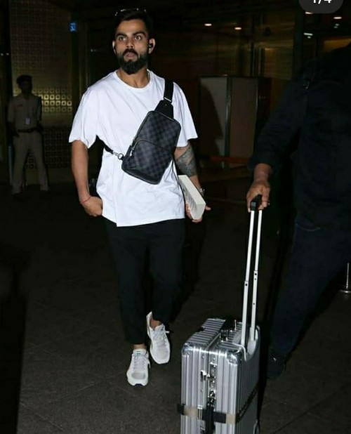 Virat Kohli’s Airport Look Is Super Cool & Expensive: Check Out Cost - 0