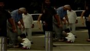 WATCH VIDEO: Aaradhya Bachchan Is A Well Cultured Girl, Touches Nana’s Feet’s Before Boarding A Plane