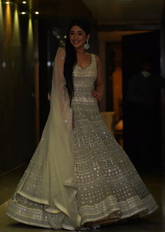 We Don’t Believe In Love But Shivangi Joshi’s Indian Wear Made Us Fall For Her - 5