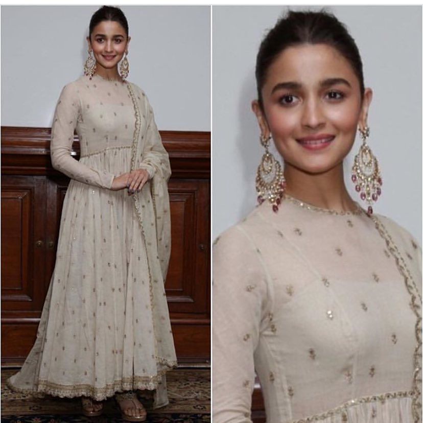 Which Anarkali Suit From Alia Bhatt’s Closet Would You Like To Steal? - 1