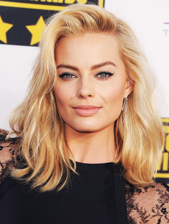 5 Different Hair Colors Worn By Margot Robbie That Is Just Mind Blowing! - 0