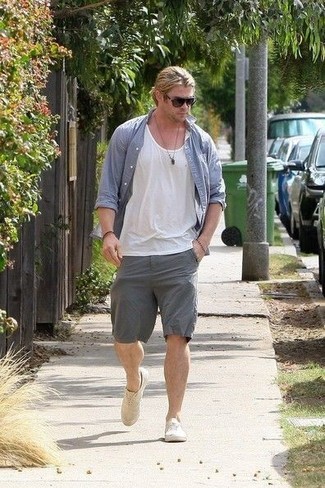 5 Striking Outfits Of Chris Hemsworth That Highlight His Fashion Sense - 3
