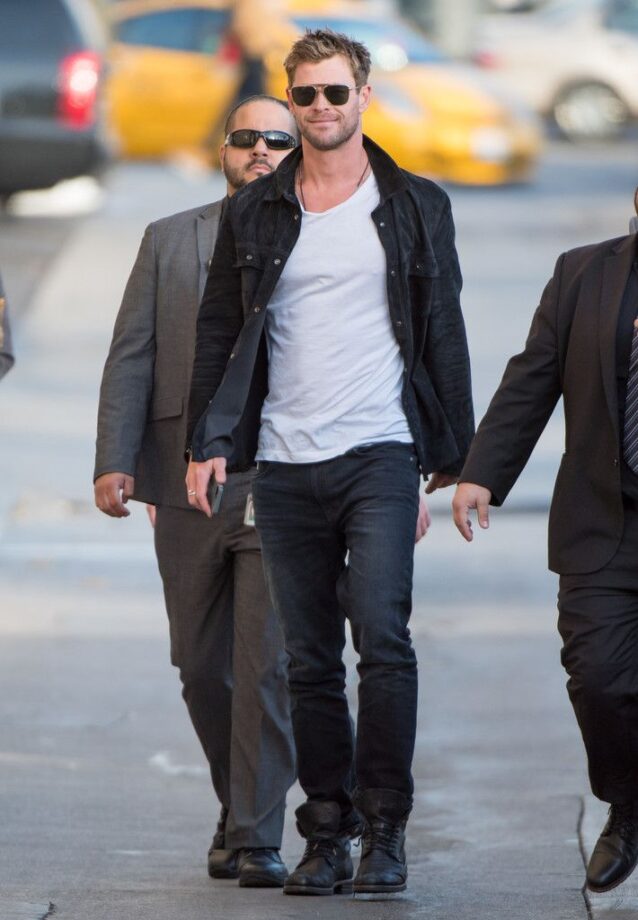5 Striking Outfits Of Chris Hemsworth That Highlight His Fashion Sense - 0