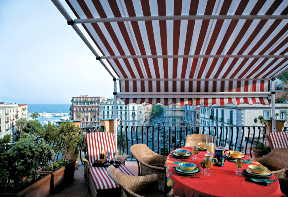 7 Possibilities To Create The Most Out Of A Sunny Balcony, Take A Look - 1