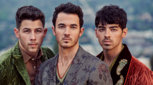 A Complete Guide To The Jonas Brothers, Must Read