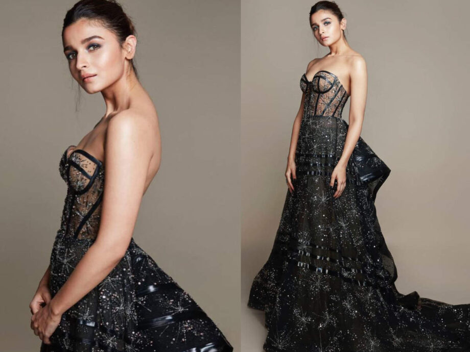 Alia Bhatt In 5 Gowns Stole Our Heart And We Can’t Breathe! Check It Out - 2