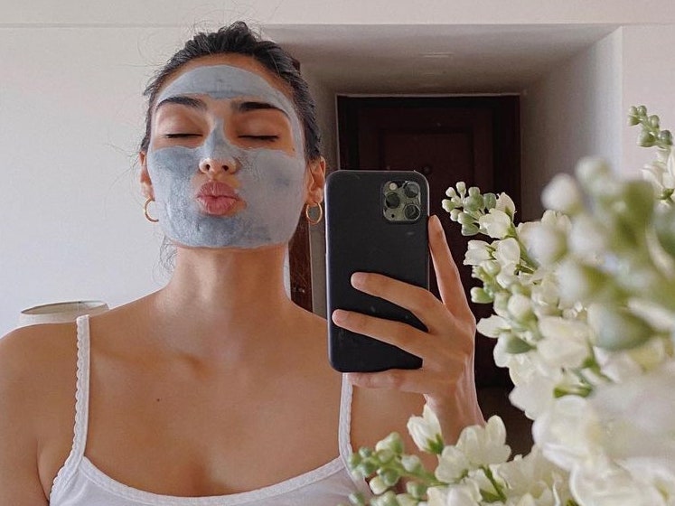 Athiya Shetty’s Skincare Routine Is Affordable And The Best, Try It Out - 0